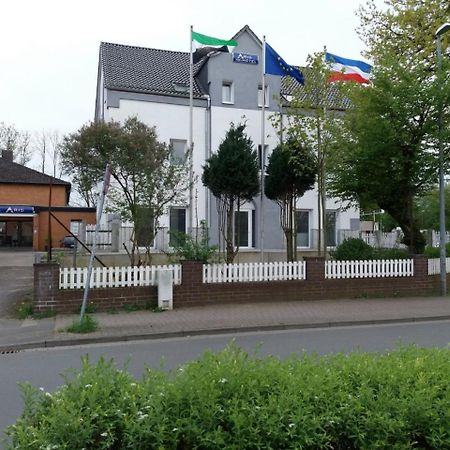 Hotel Aris Зарштедт Экстерьер фото
