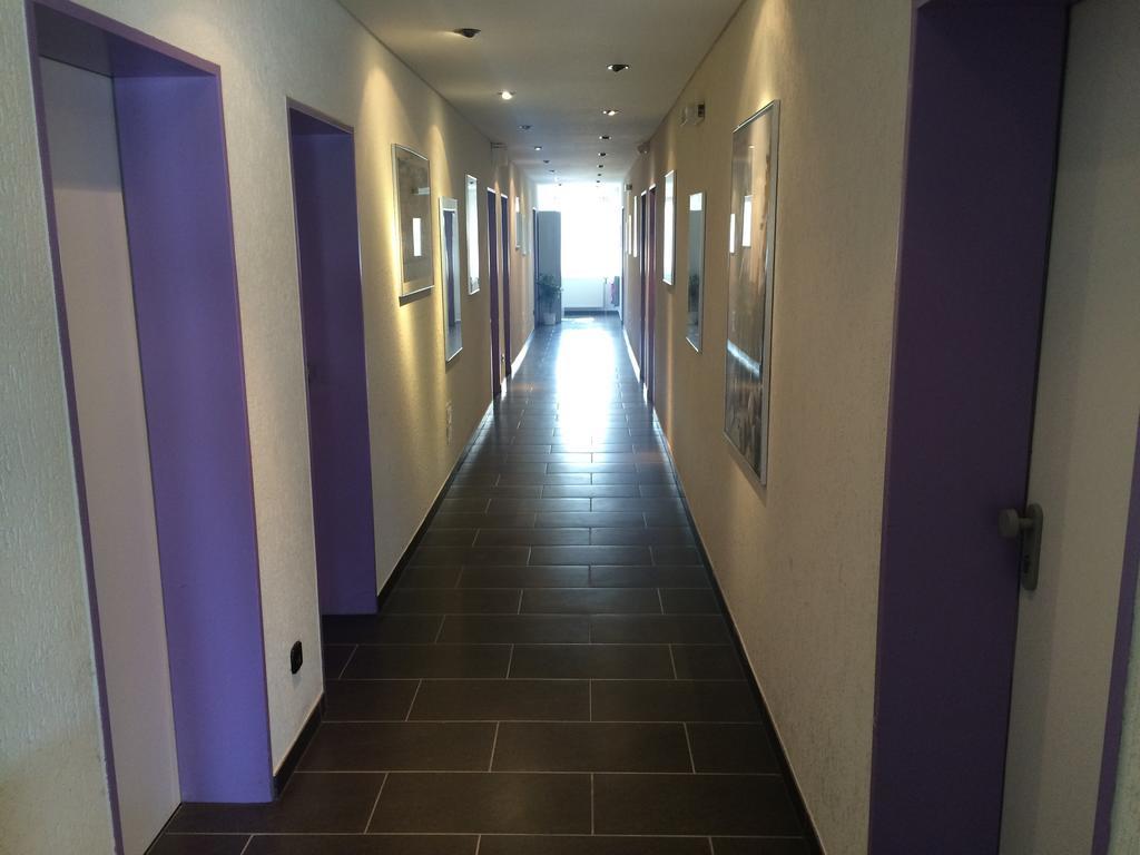 Hotel Aris Зарштедт Экстерьер фото