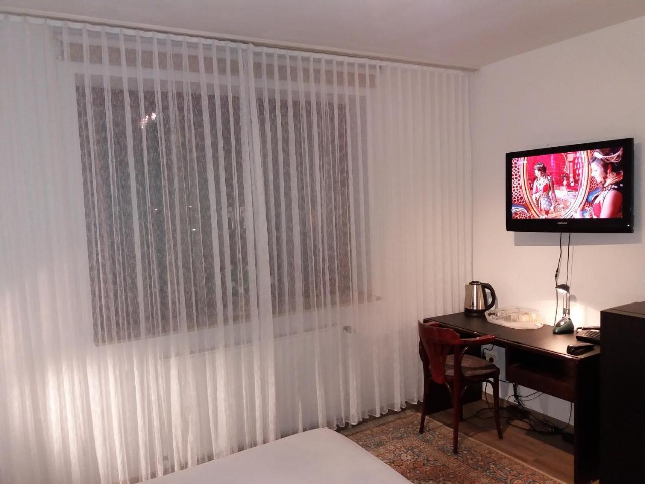 Hotel Aris Зарштедт Экстерьер фото