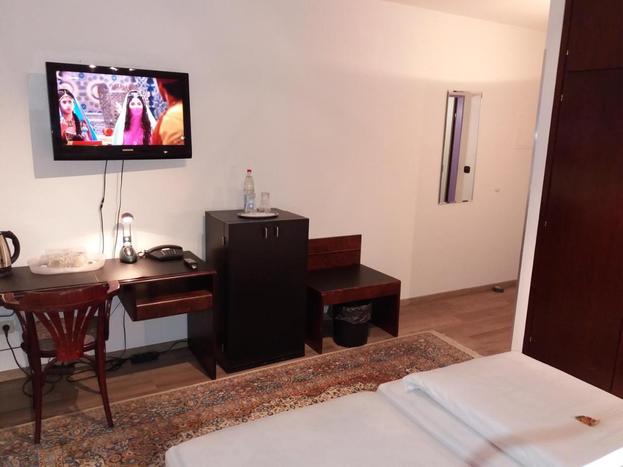 Hotel Aris Зарштедт Экстерьер фото