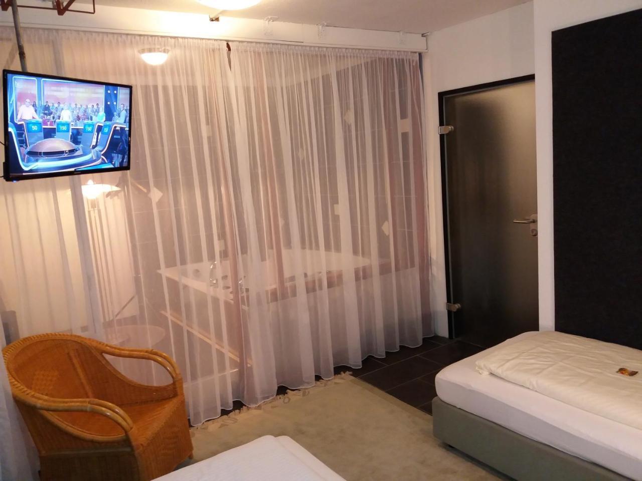 Hotel Aris Зарштедт Экстерьер фото